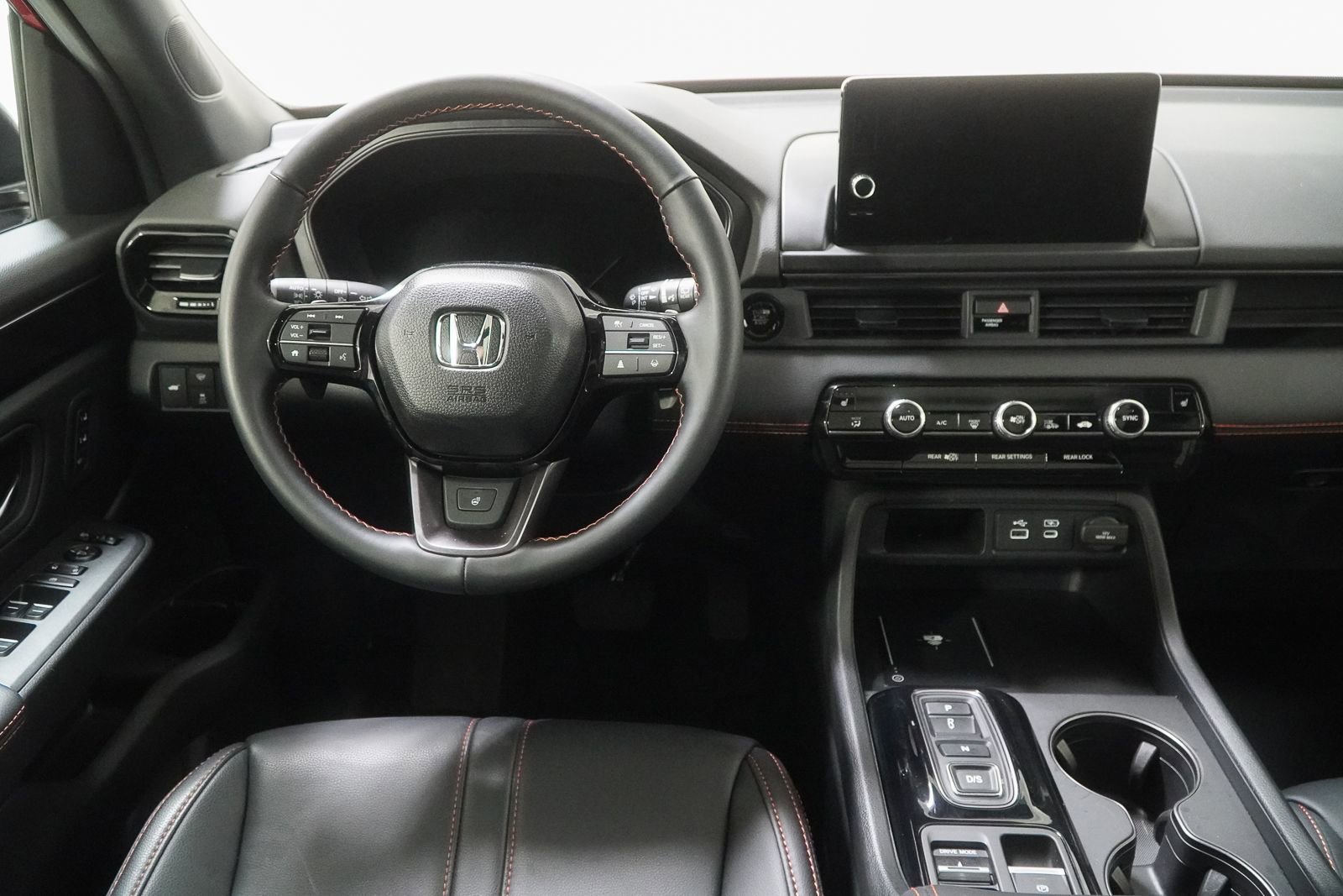 Certified 2025 Honda Pilot TrailSport image 22