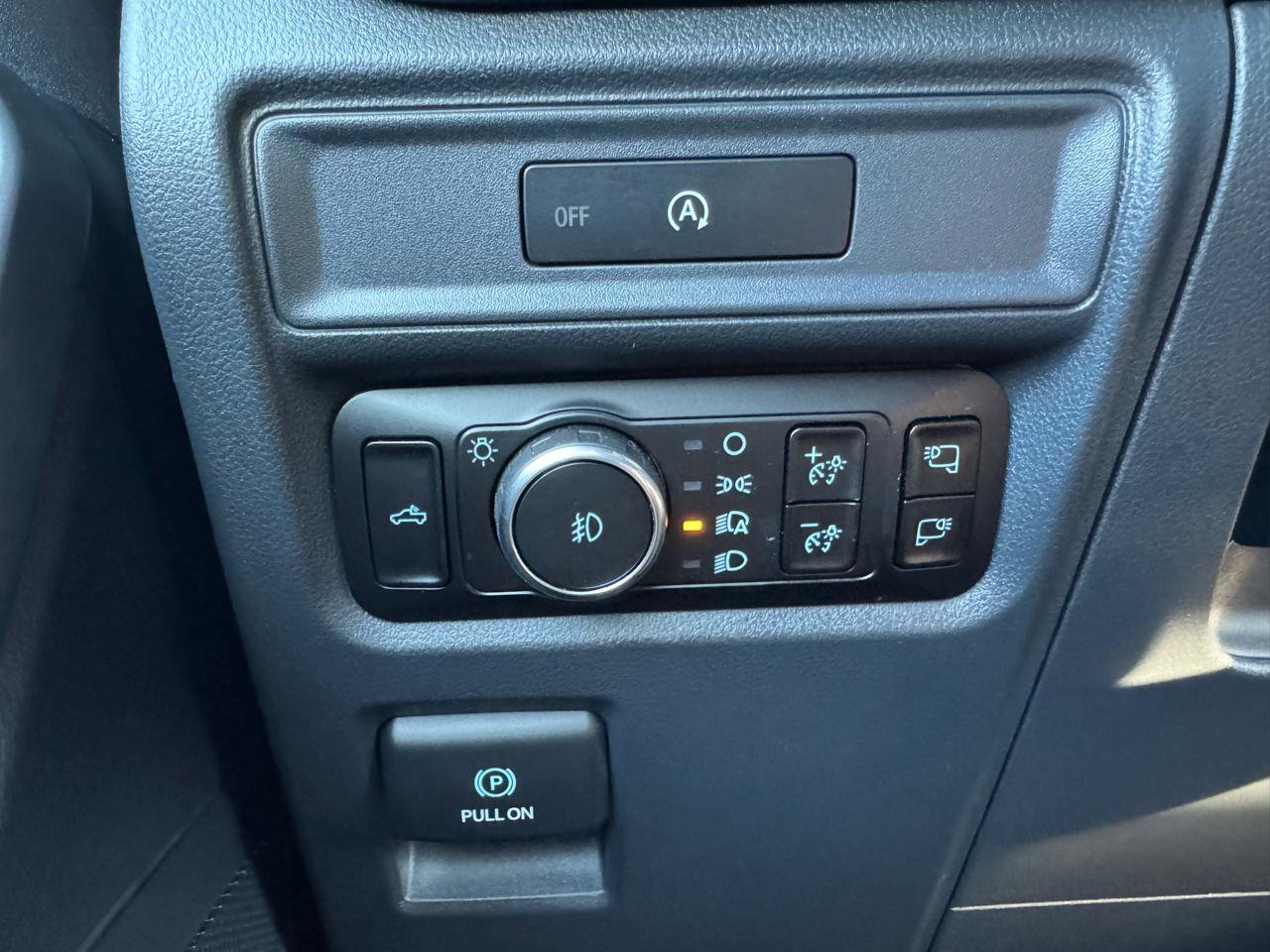 Used 2025 Ford F150 XLT w/ Equipment Group 302A MID AWD/4WD image 15