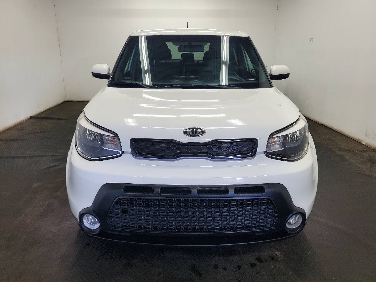 Used 2016 Kia Soul + w/ Soulful Package FWD image 2