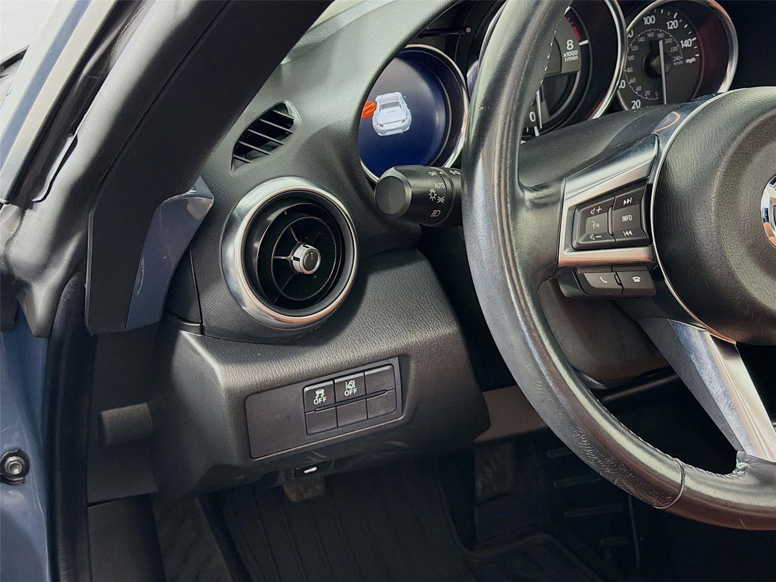 Used 2022 MAZDA MX-5 Miata RF Grand Touring image 10