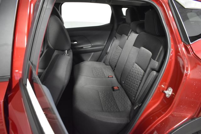 Certified 2025 Nissan Kicks SV w/ SV Premium Package AWD/4WD image 24
