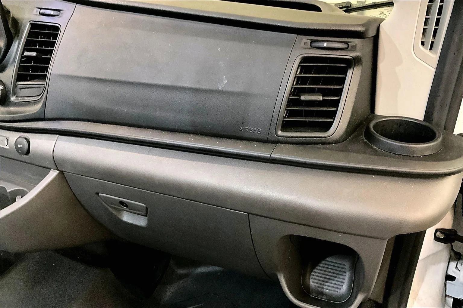 Certified 2024 Ford Transit 250 148 High Roof Extended image 15