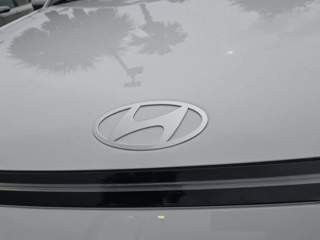 New 2027 Hyundai Kona SE FWD image 12
