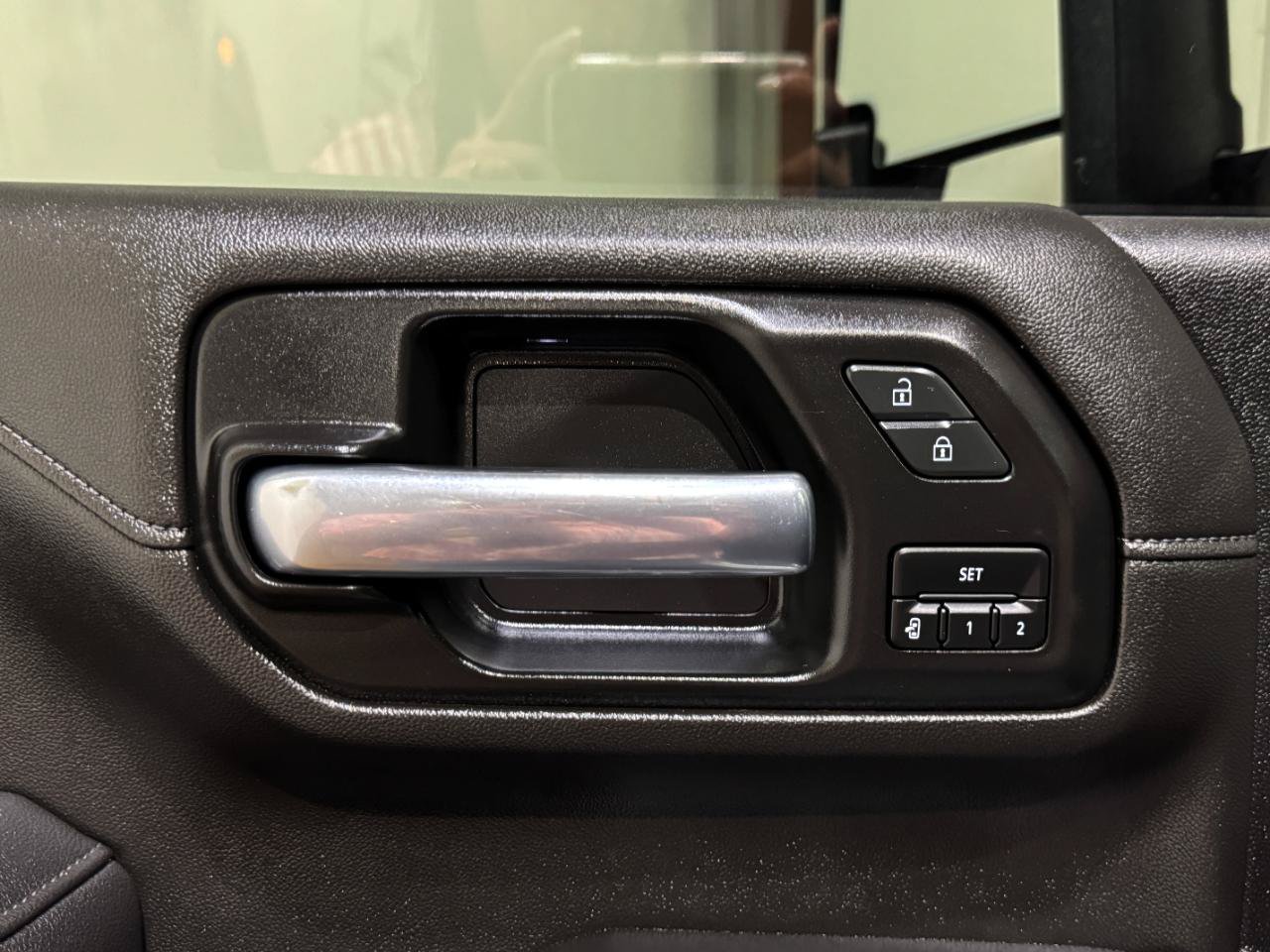 Used 2021 GMC Sierra 2500 SLT AWD/4WD image 26