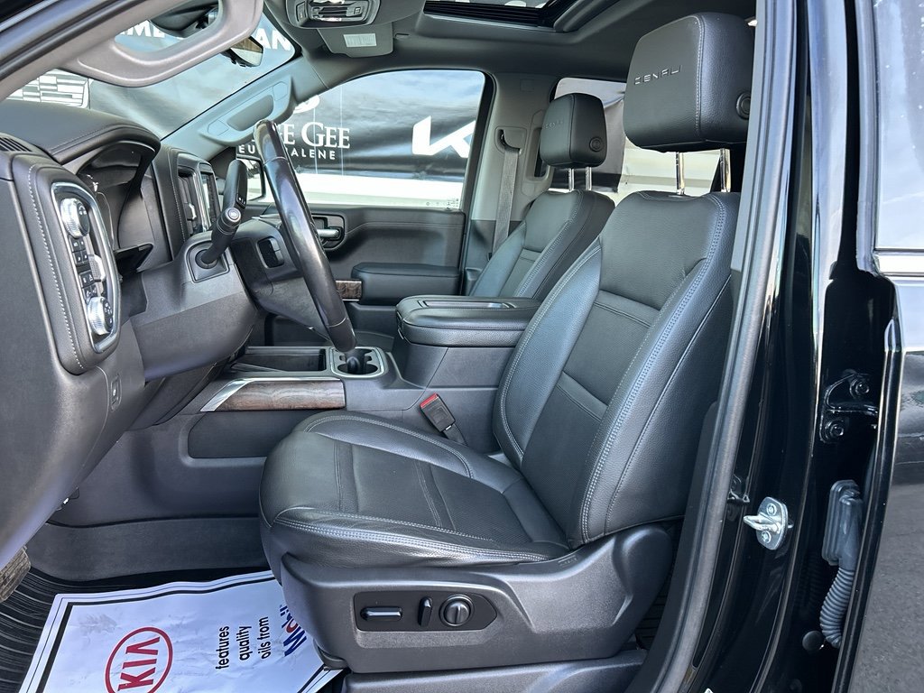 Used 2021 GMC Sierra 1500 Denali w/ Denali Ultimate Package AWD/4WD image 13