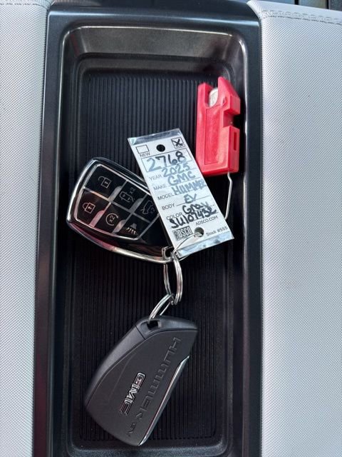 Used 2025 GMC Hummer EV 3X AWD/4WD image 42