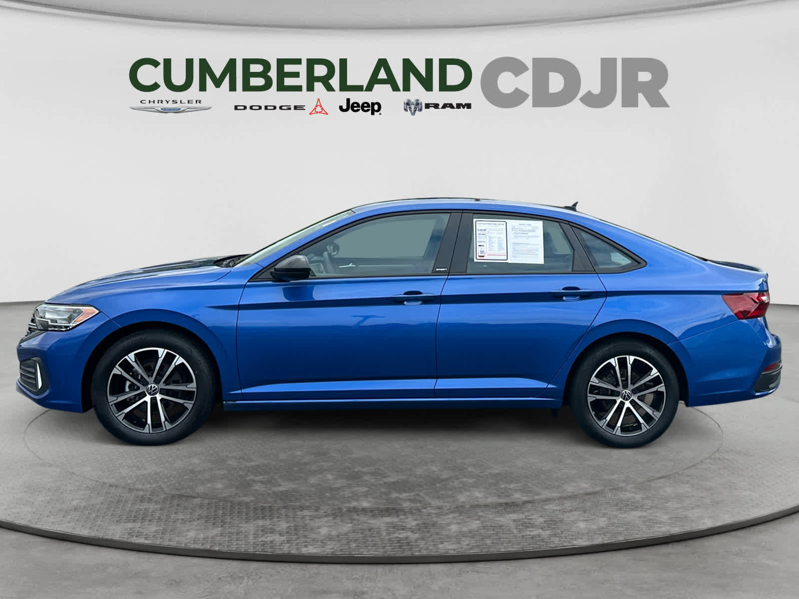 Used 2023 Volkswagen Jetta Sport FWD image 3