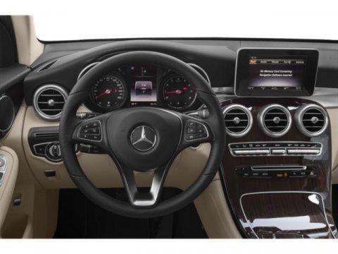 Used 2019 Mercedes-Benz GLC 300 4MATIC w/ Premium Package image 7