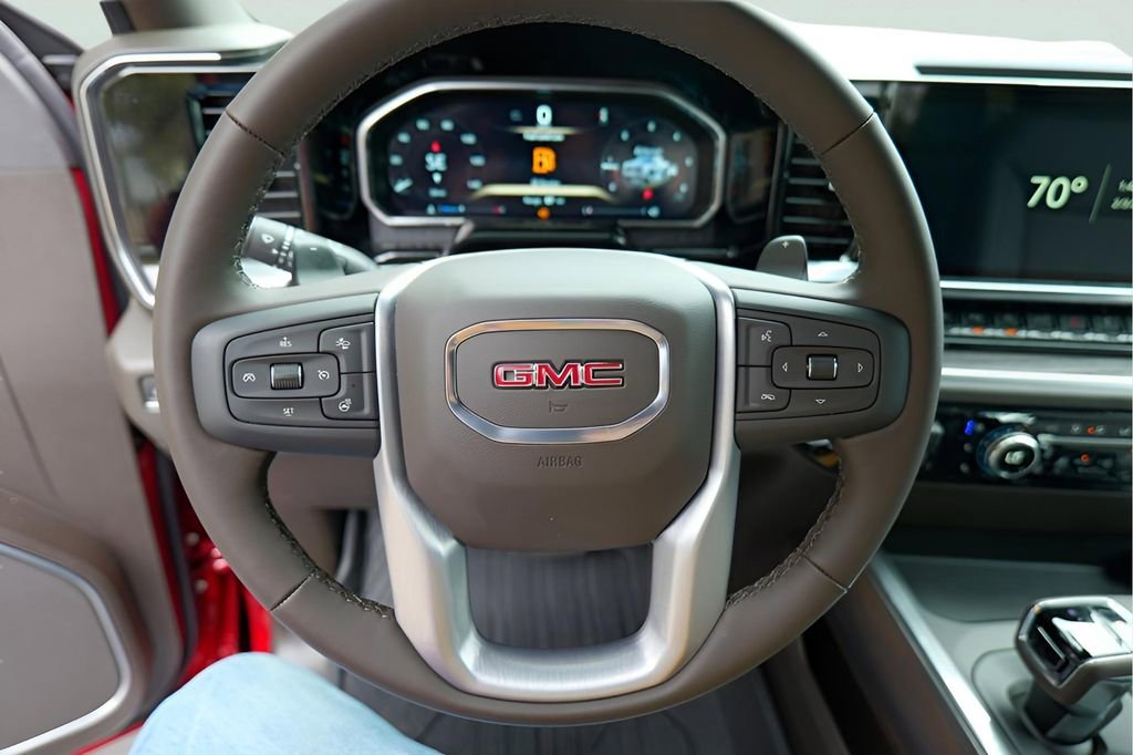 New 2026 GMC Sierra 1500 SLT image 11