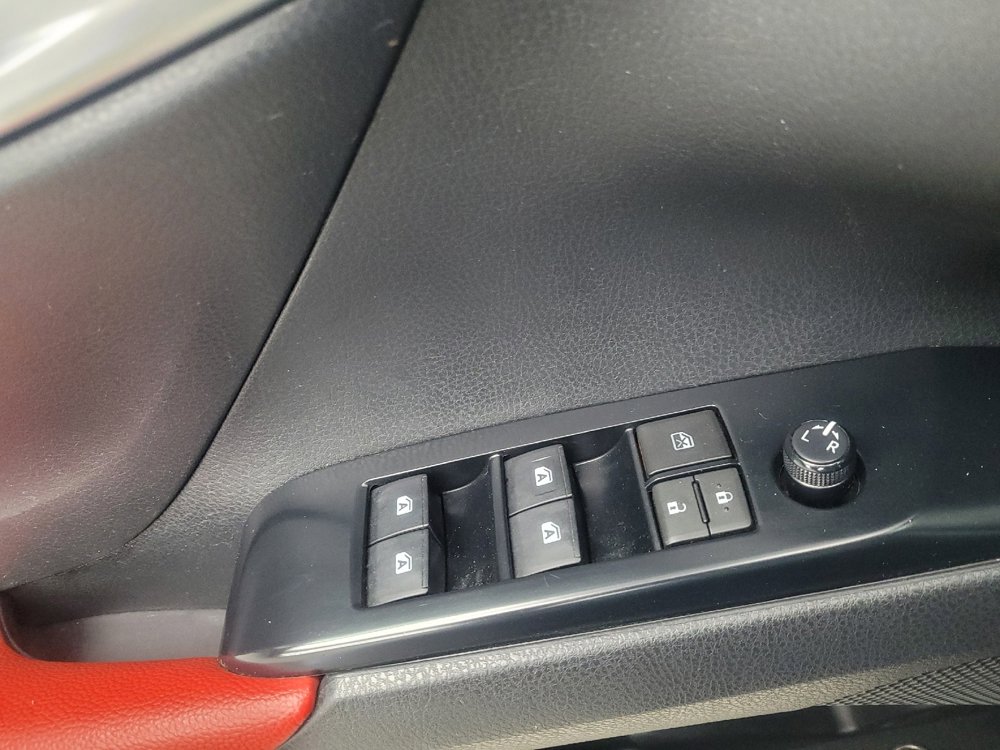 Used 2019 Toyota Camry SE image 27