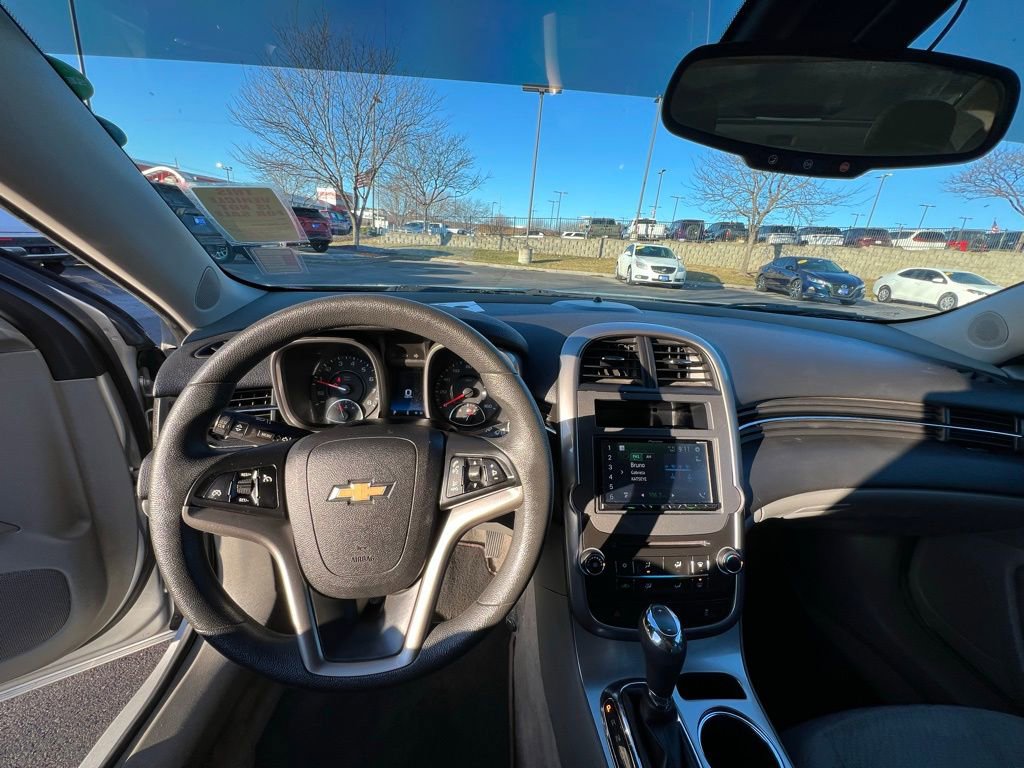 Used 2015 Chevrolet Malibu LS image 32