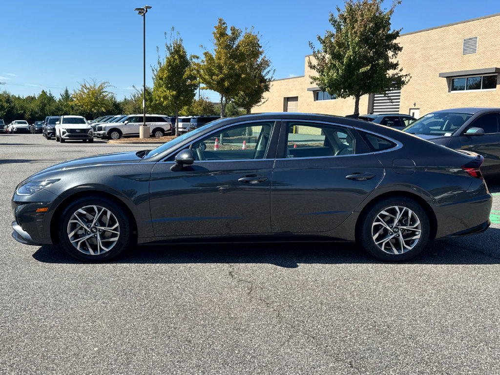Used 2023 Hyundai Sonata SEL w/ Cargo Package FWD image 28