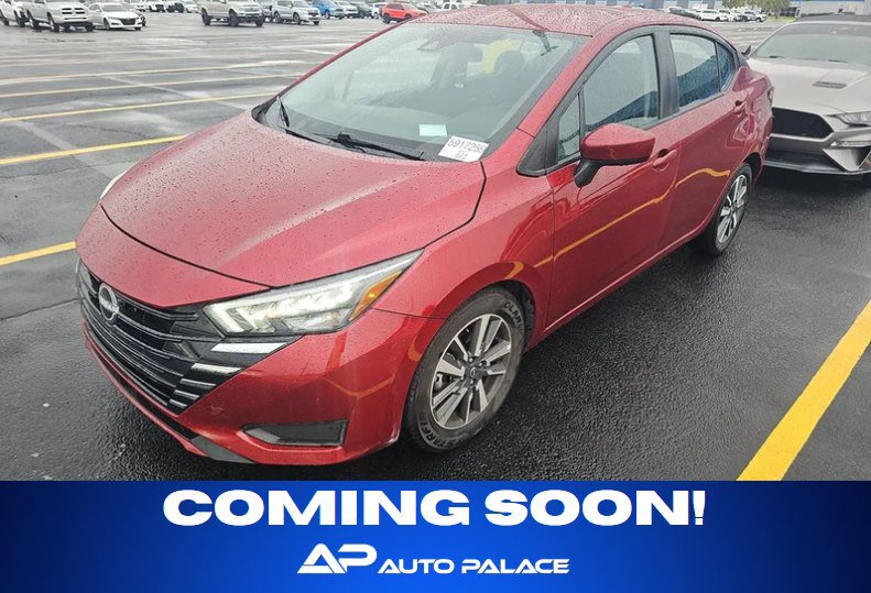 Used 2025 Nissan Versa SV FWD image 1
