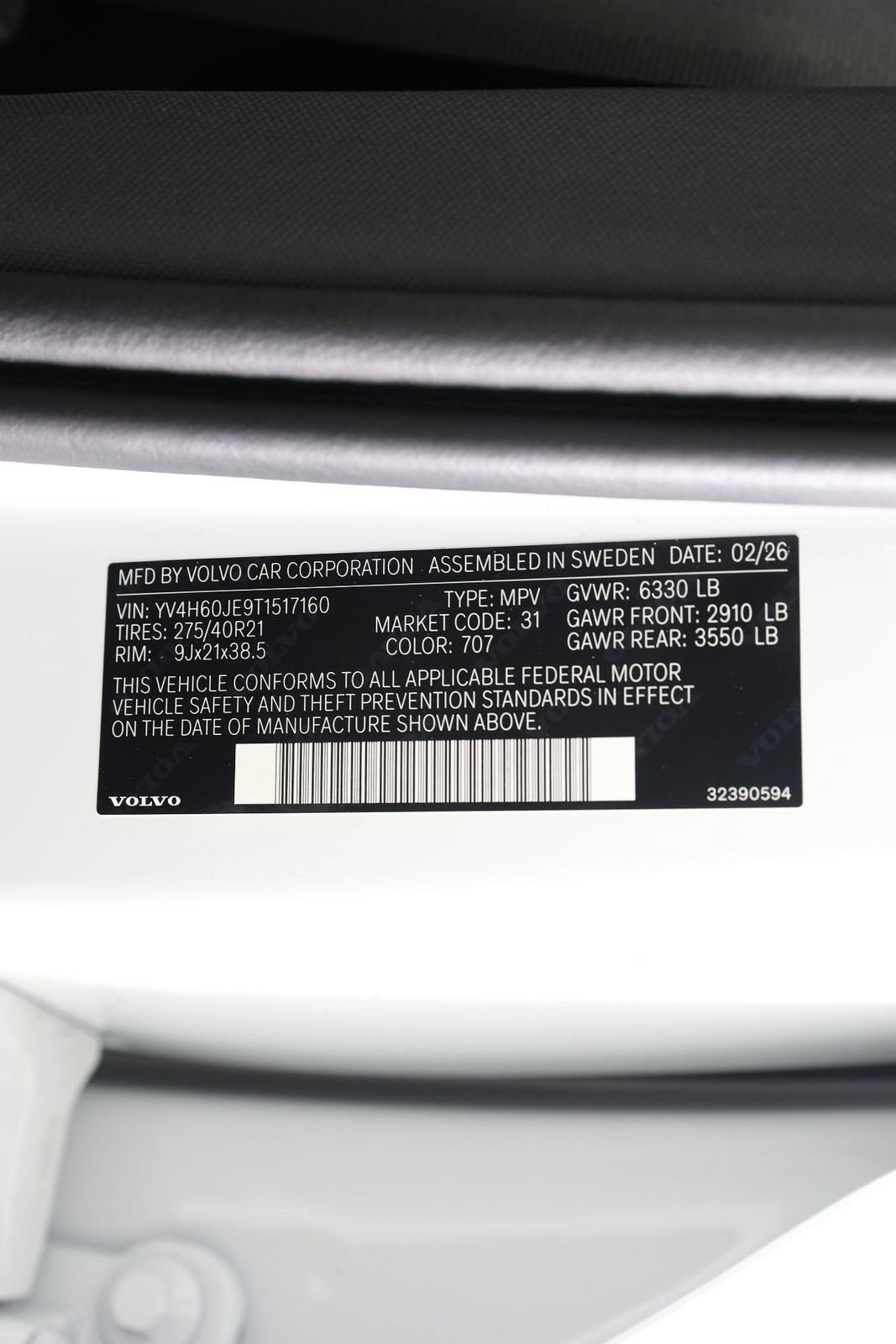 New 2026 Volvo XC90 T8 Plus w/ Protection Package AWD/4WD image 17