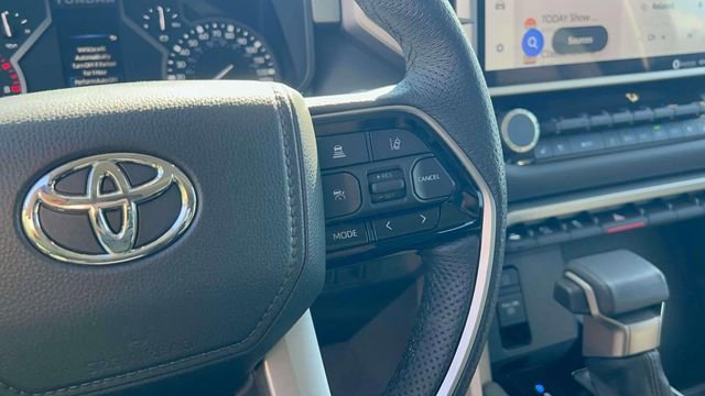 Used 2022 Toyota Tundra Limited AWD/4WD image 22