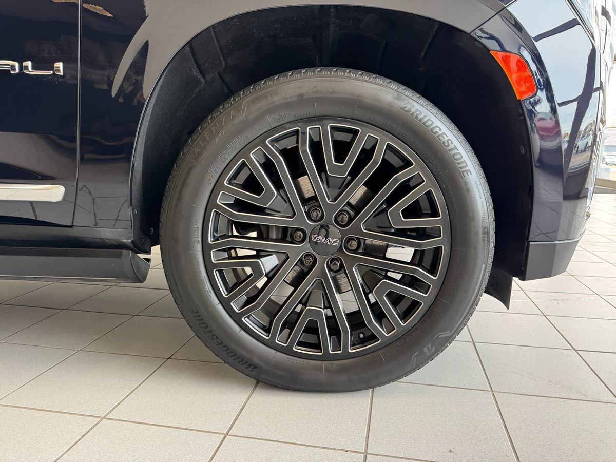 Used 2023 GMC Yukon Denali AWD/4WD image 72