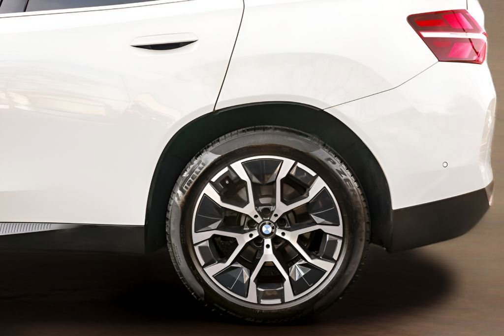 Used 2025 BMW X3 xDrive30i image 14