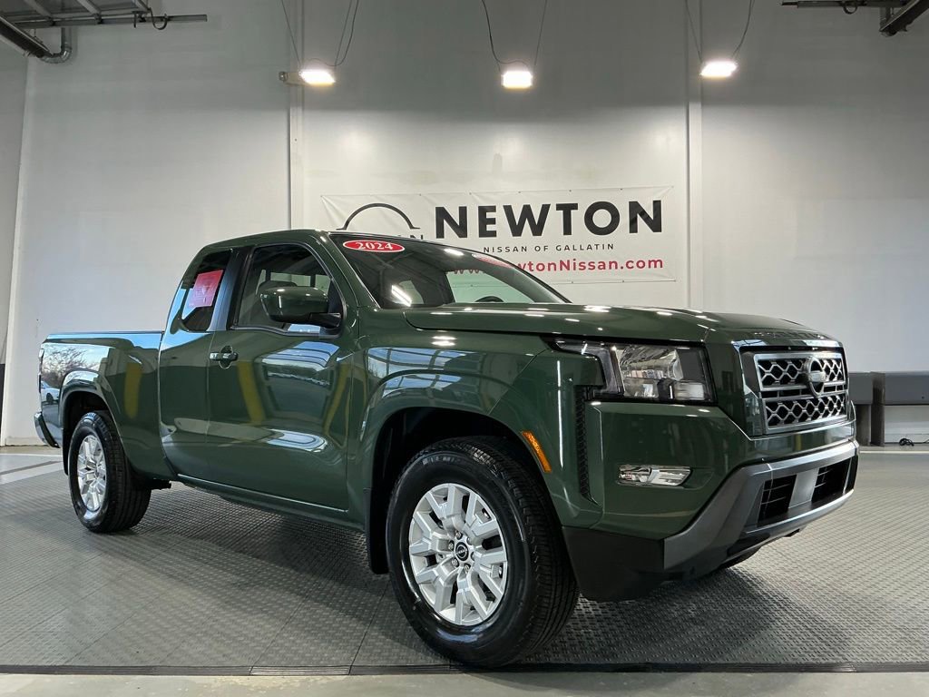 Used 2024 Nissan Frontier SV w/ SV Convenience Package image 28