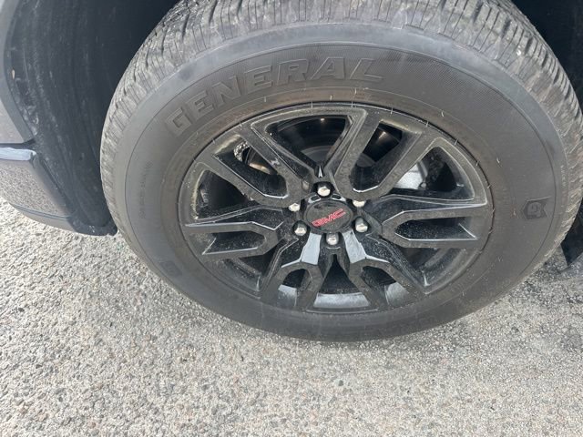 Used 2024 GMC Sierra 1500 Elevation w/ LPO, Elevation Black Package image 2