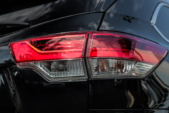 Used 2019 Toyota Highlander XLE AWD/4WD image 23