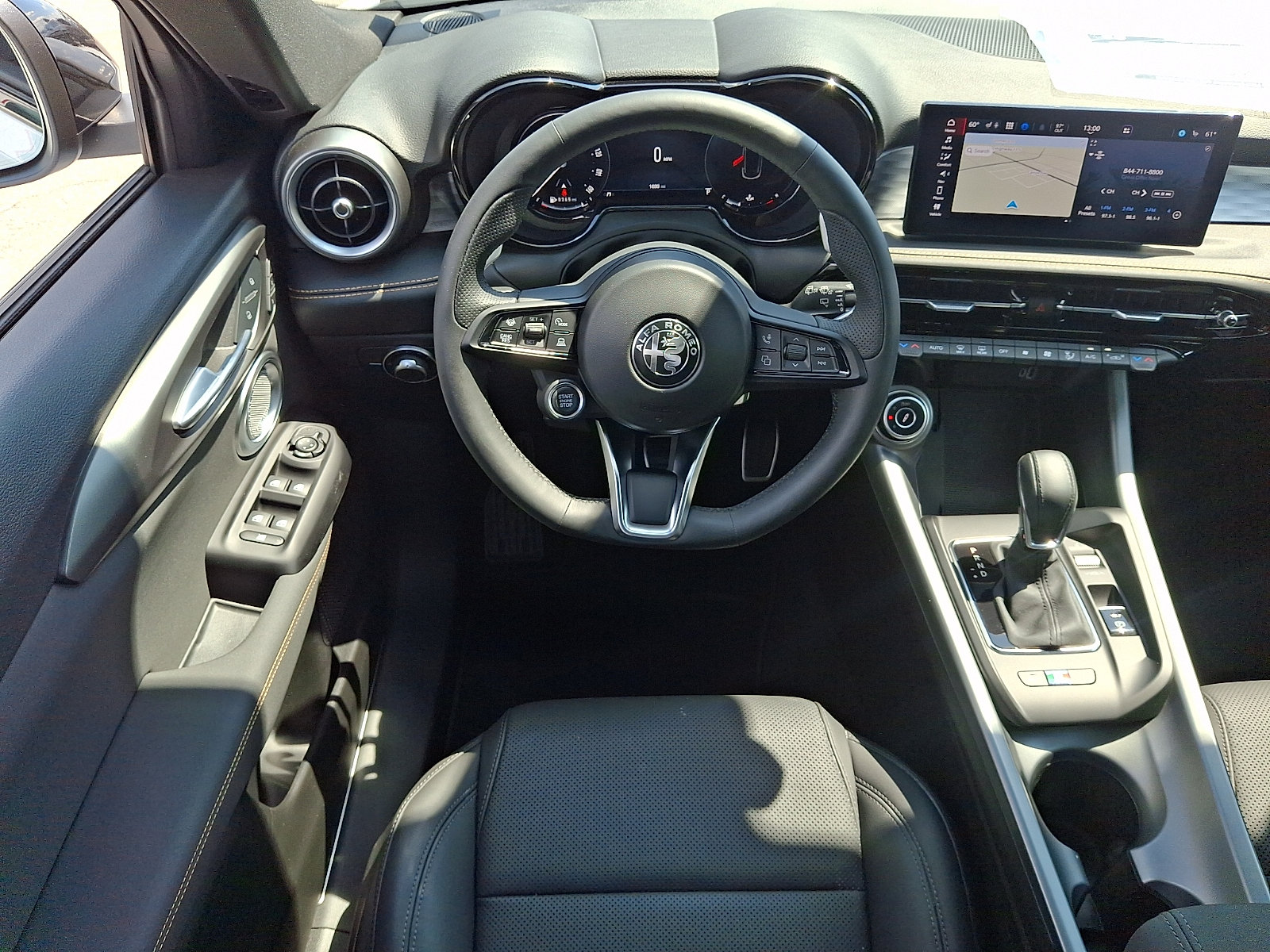 New 2026 Alfa Romeo Tonale w/ Quick Order Package 23H Volce AWD/4WD image 9