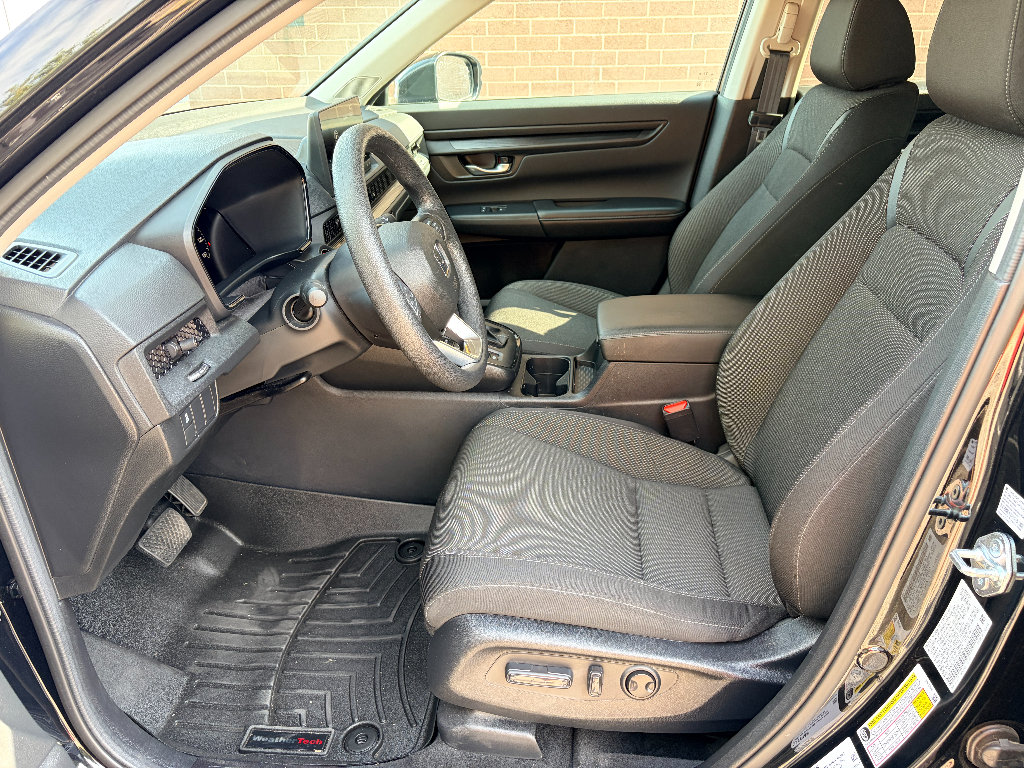 Used 2025 Honda CR-V EX image 12