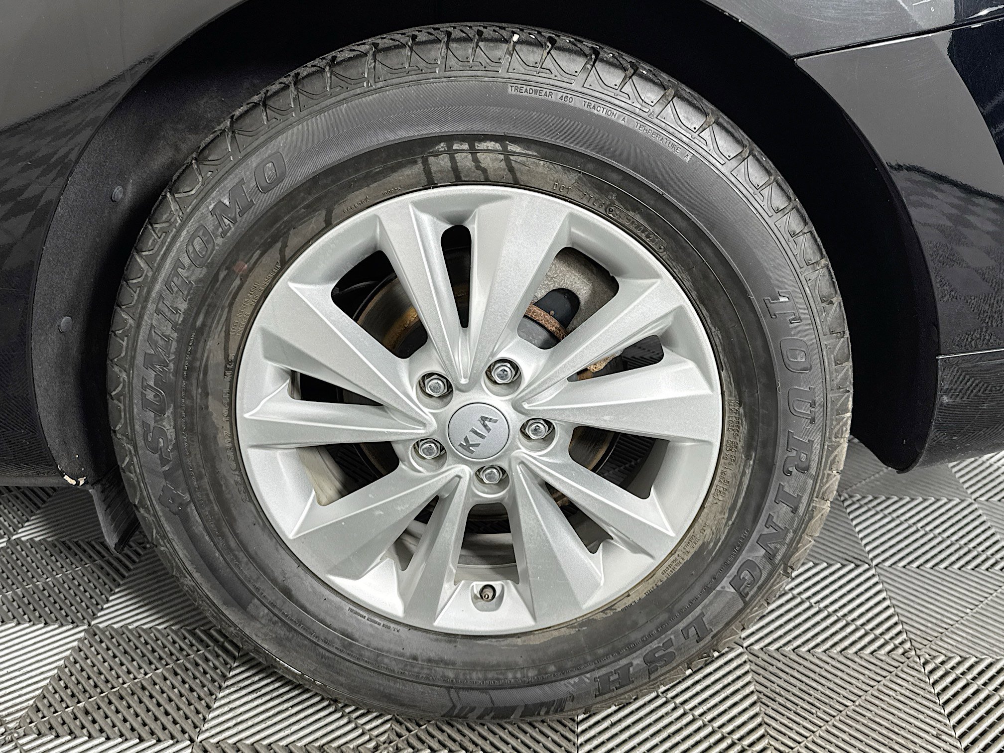 Used 2018 Kia Sedona LX w/ LX Essentials Premium Package FWD image 36