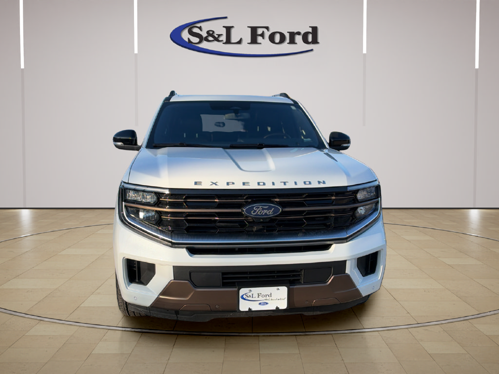 Certified 2025 Ford Expedition King Ranch AWD/4WD image 12