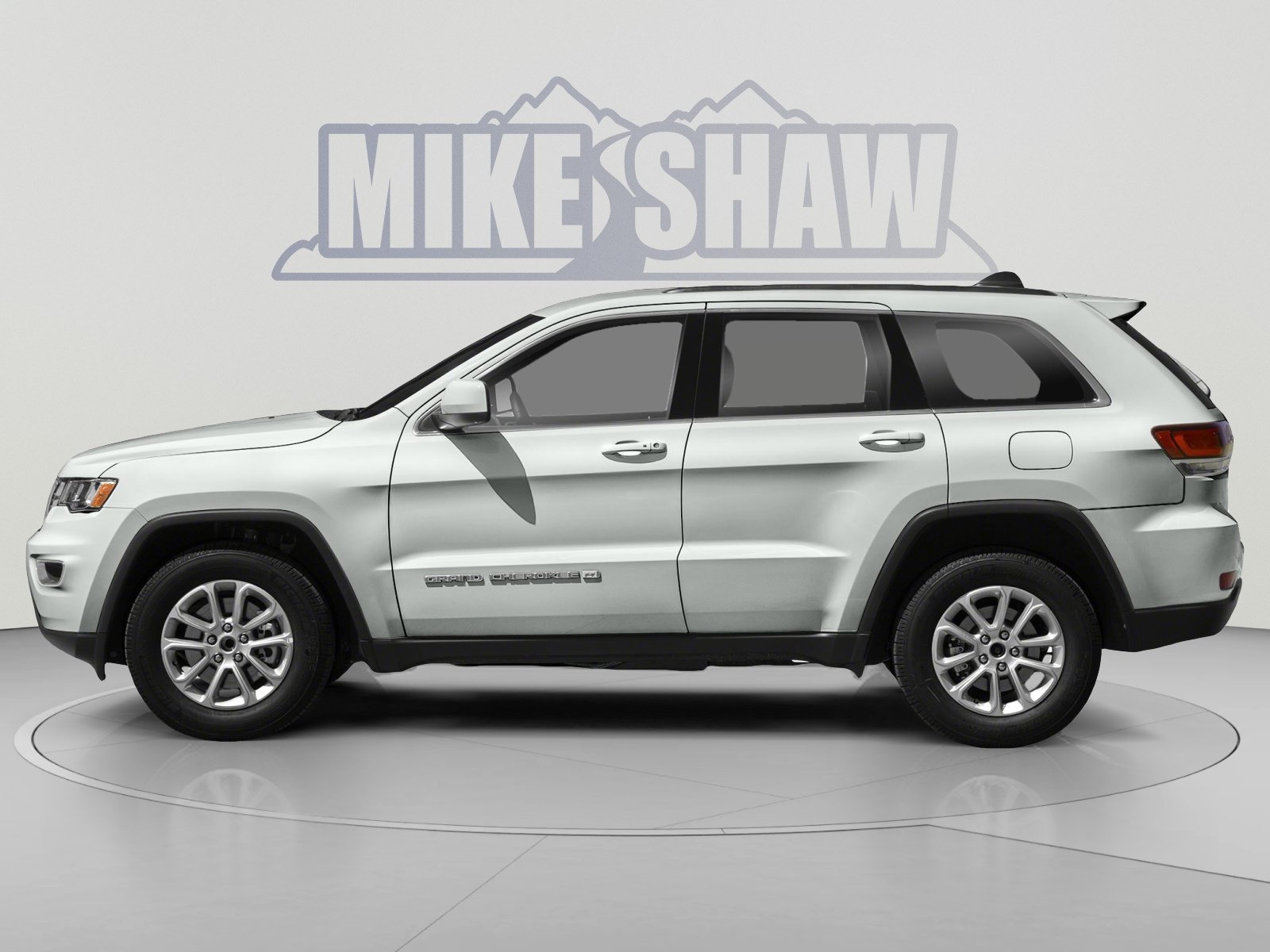 Used 2022 Jeep Grand Cherokee Laredo X AWD/4WD image 3