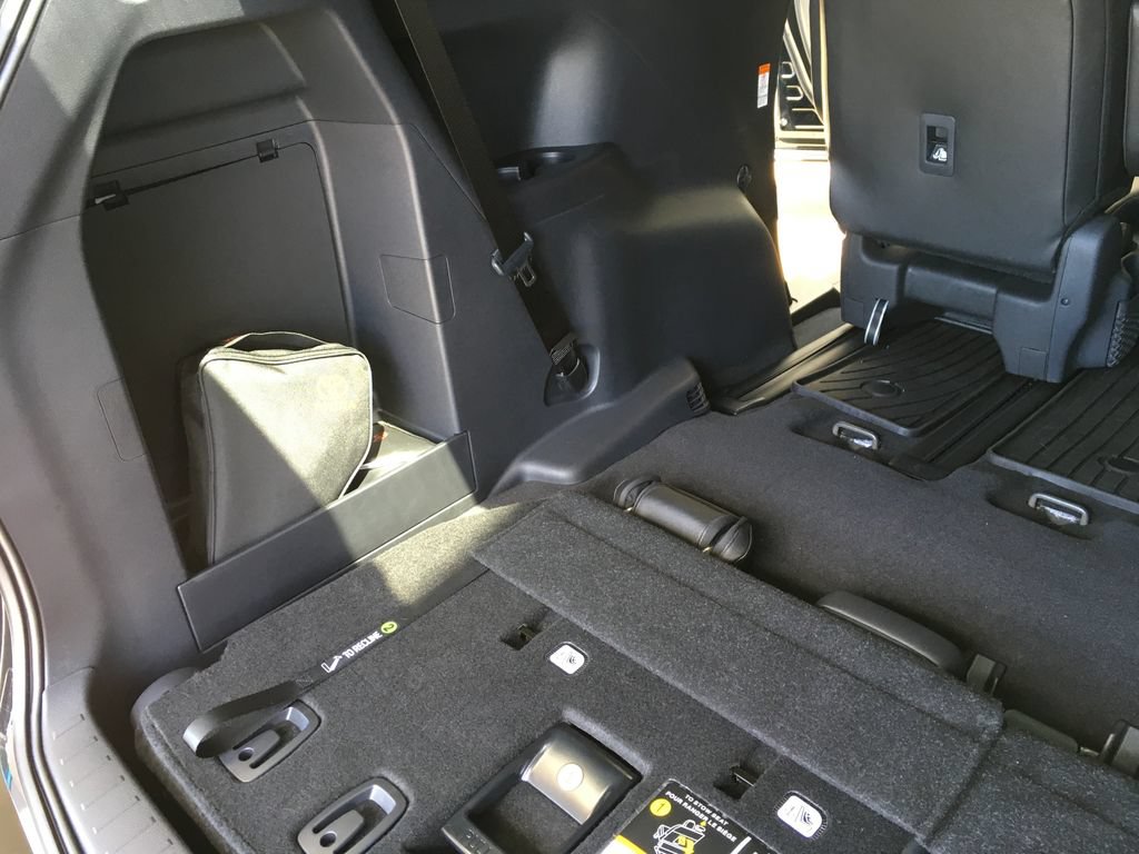 New 2026 Toyota Sienna Platinum AWD/4WD image 33