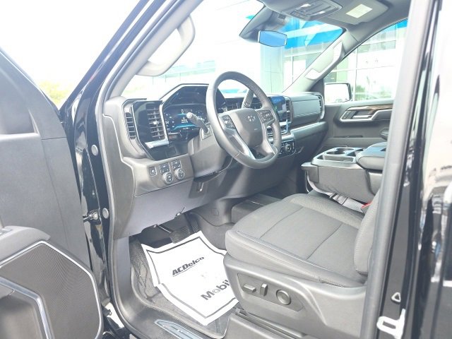 New 2025 Chevrolet Silverado 1500 RST w/ Rally Edition image 14