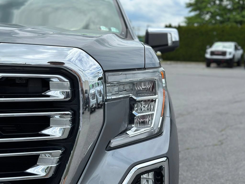 Used 2020 GMC Sierra 1500 SLT w/ SLT Premium Plus Package AWD/4WD image 41