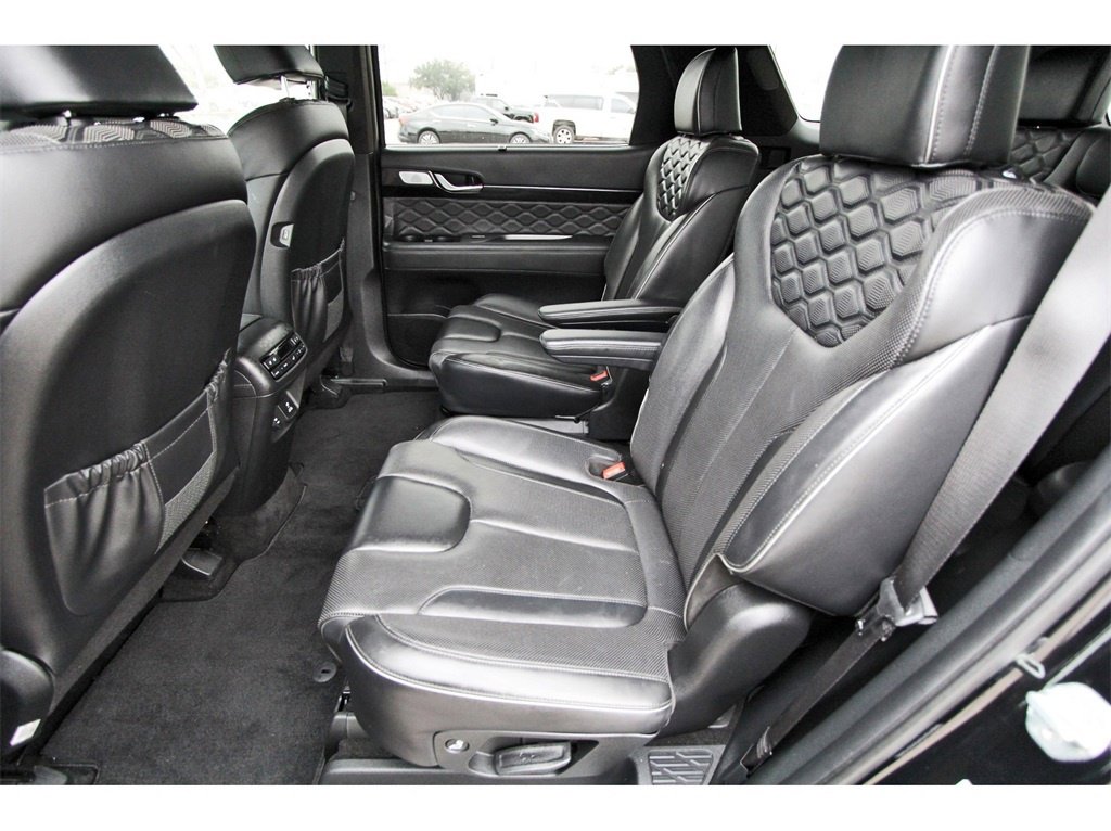 Used 2022 Hyundai Palisade Calligraphy image 7