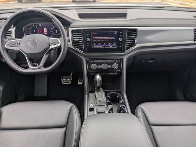 Certified 2022 Volkswagen Atlas SEL R-Line image 16