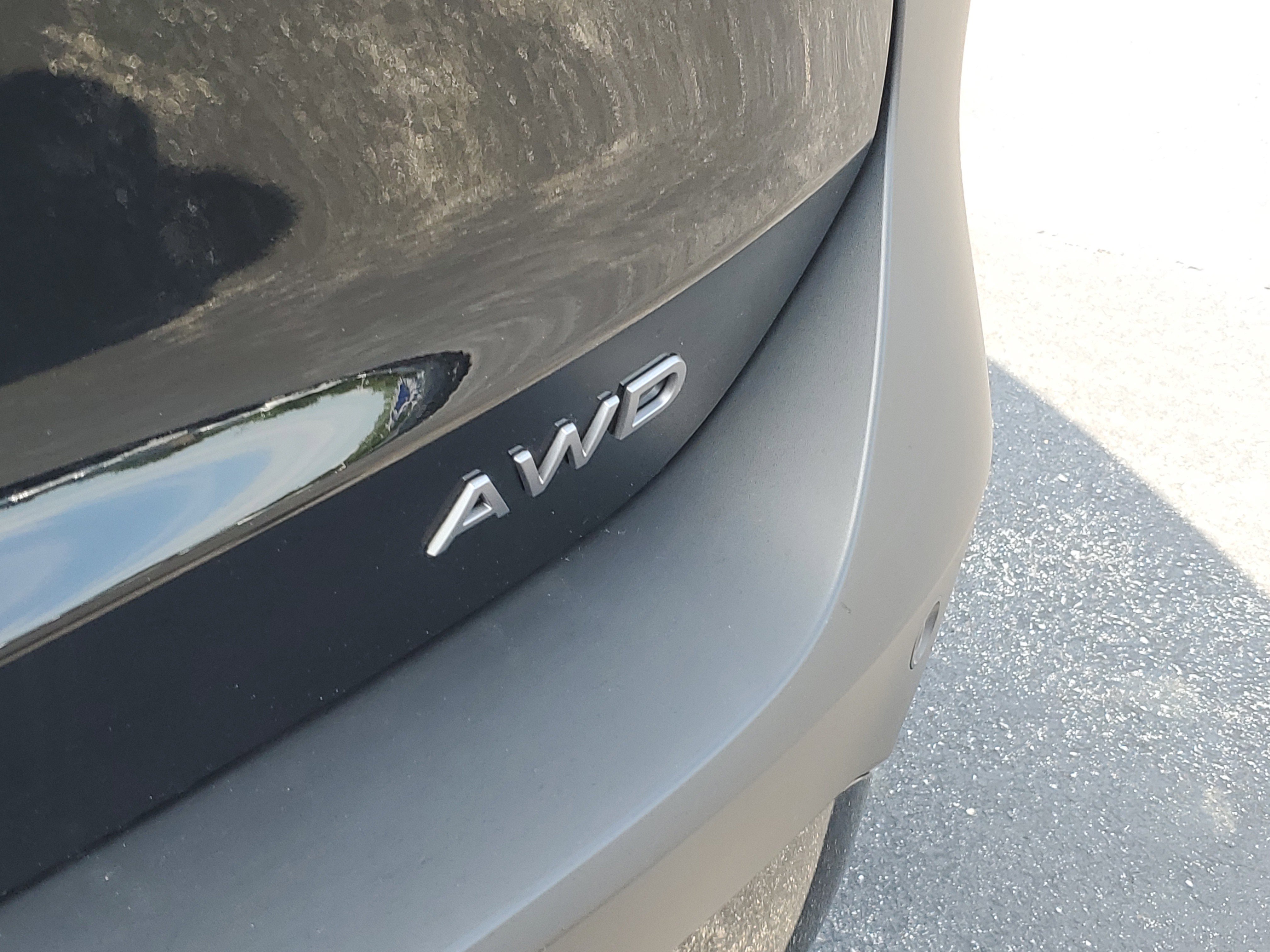 Used 2025 Nissan Kicks S AWD/4WD image 7