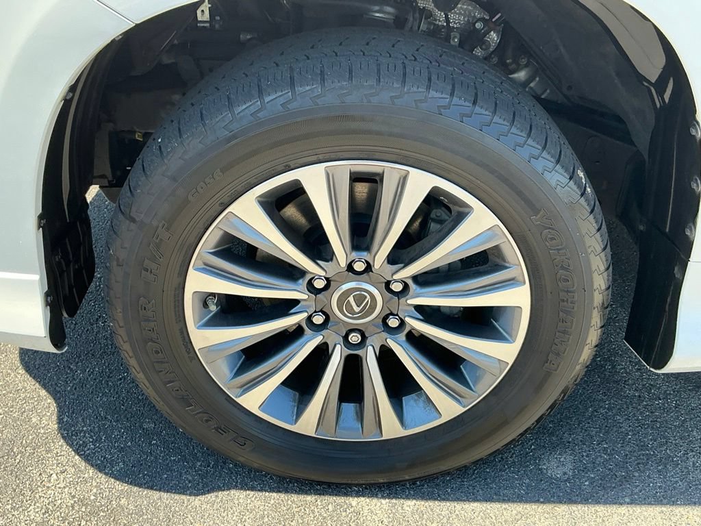 Used 2020 Lexus GX 460 Luxury w/ Accessory Package AWD/4WD image 9