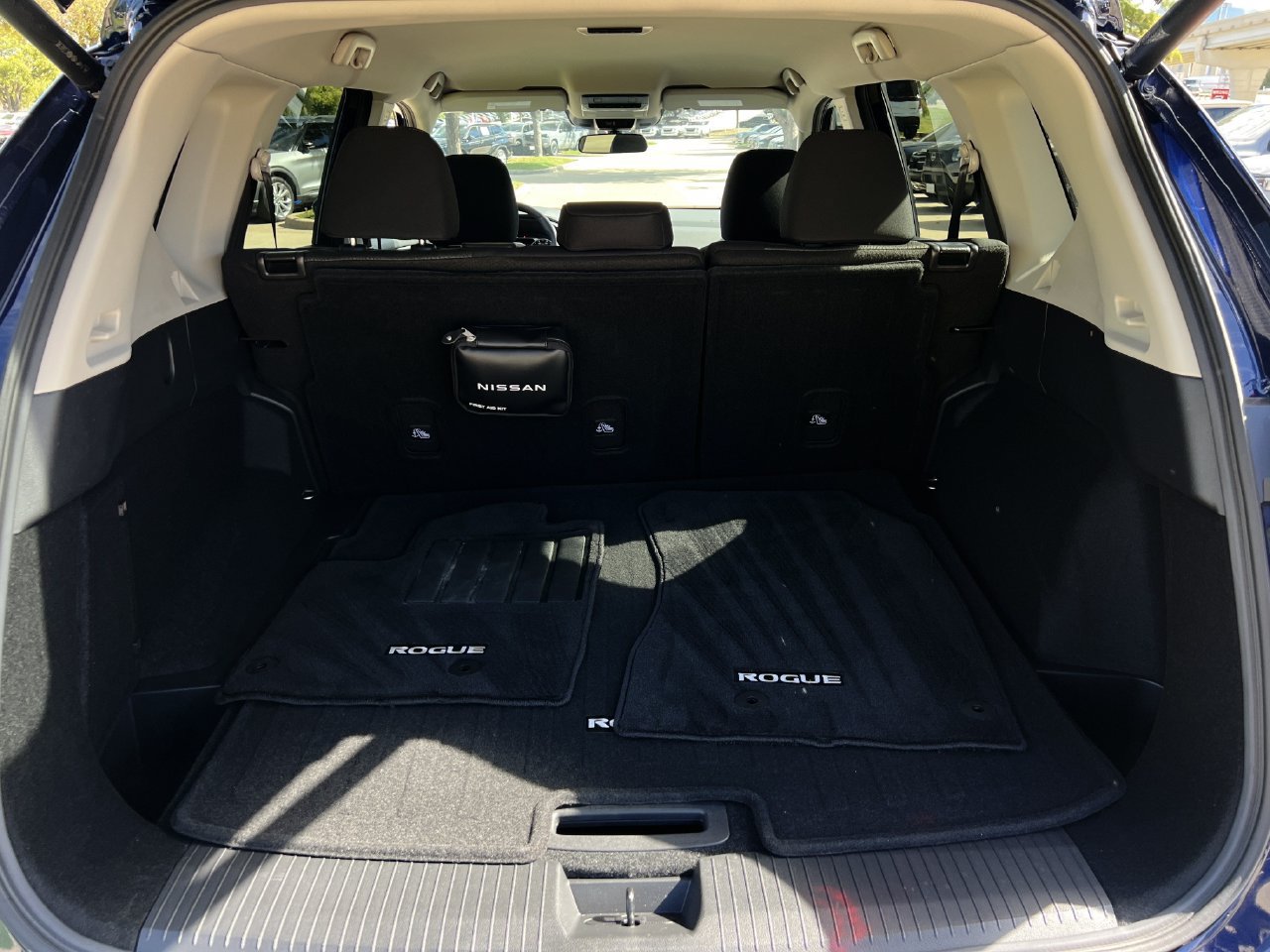 Used 2026 Nissan Rogue SV FWD image 21