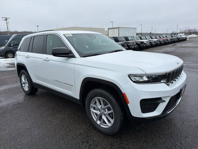 New 2026 Jeep Grand Cherokee Laredo X AWD/4WD image 1