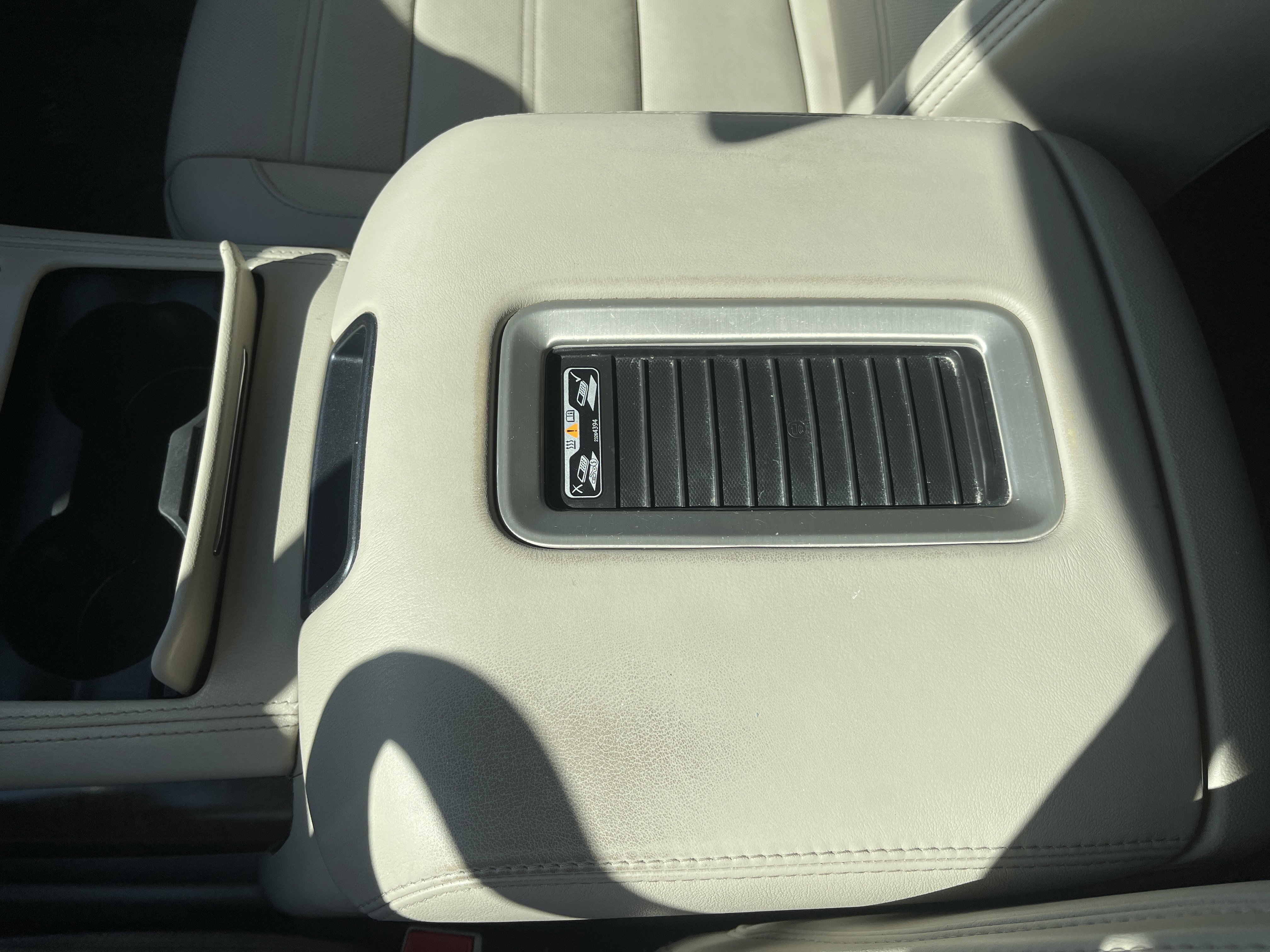 Used 2018 GMC Yukon Denali w/ Open Road Package image 30