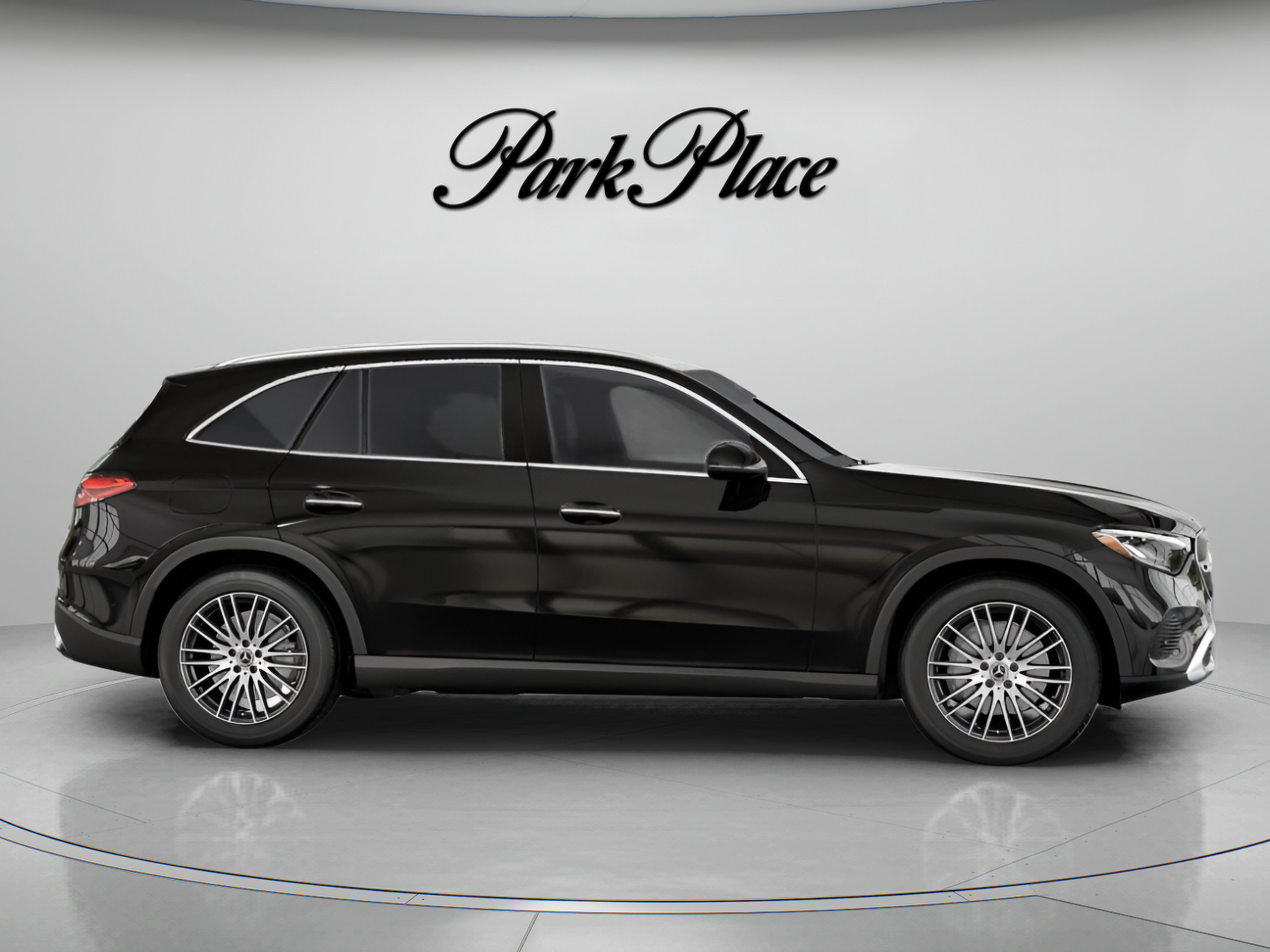 Used 2026 Mercedes-Benz GLC 300 image 27