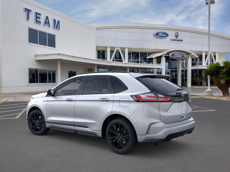 New 2024 Ford Edge SE w/ Black Appearance Package image 4