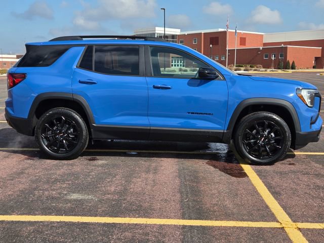New 2026 GMC Terrain Elevation w/ Elevation Premium Package AWD/4WD image 2
