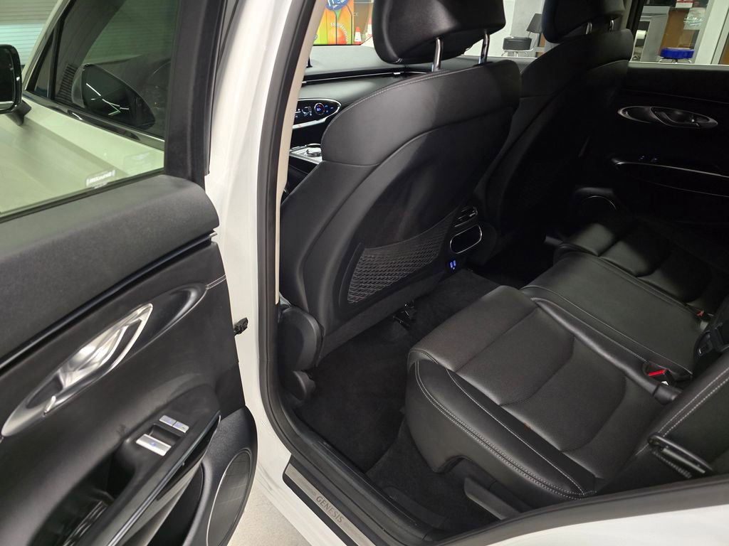 Used 2025 Genesis GV70 2.5T image 28