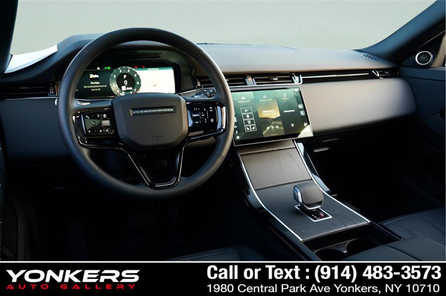 Used 2024 Land Rover Range Rover Evoque S image 38