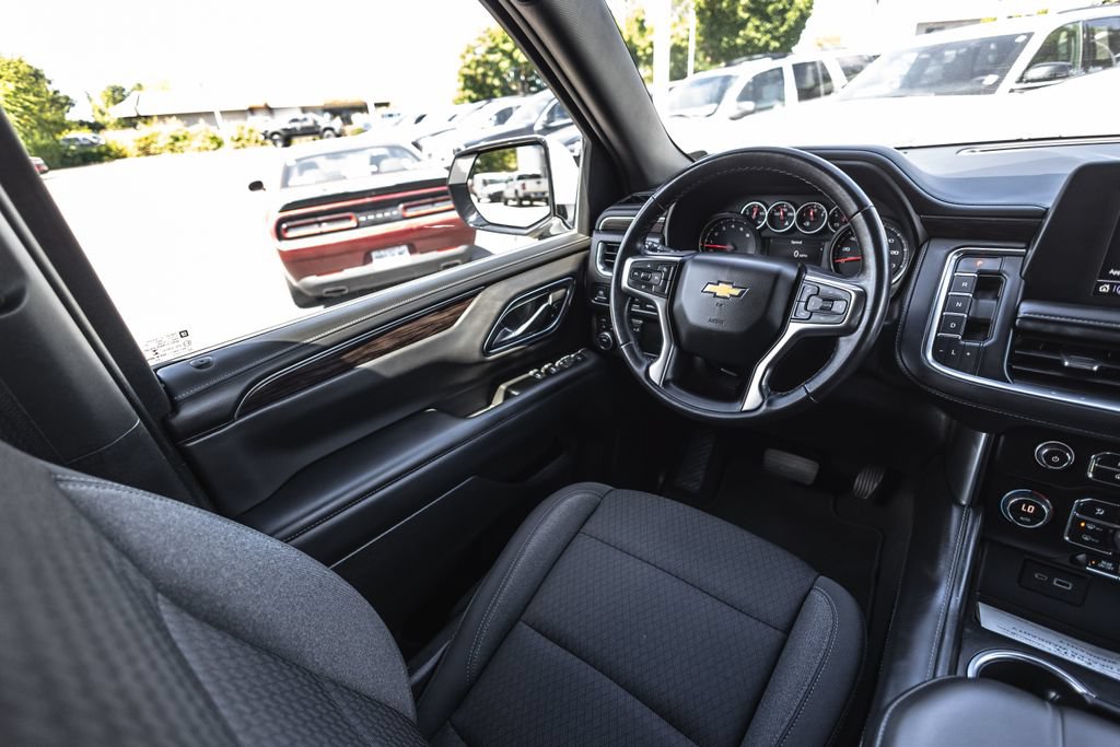 Used 2022 Chevrolet Suburban LS AWD/4WD image 21
