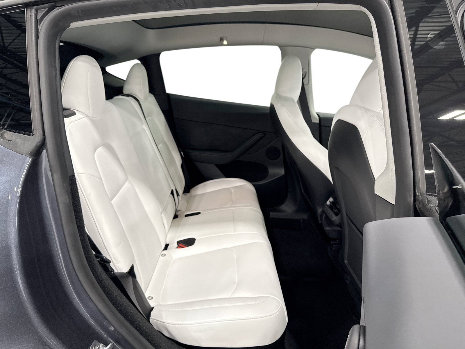Certified 2023 Tesla Model Y Performance AWD/4WD image 11