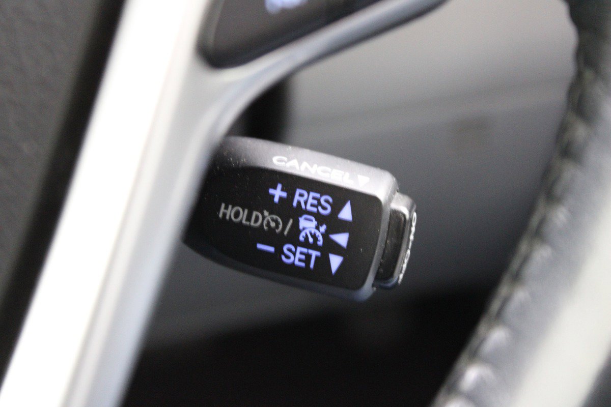 Used 2017 Toyota Highlander Limited Platinum AWD/4WD image 26