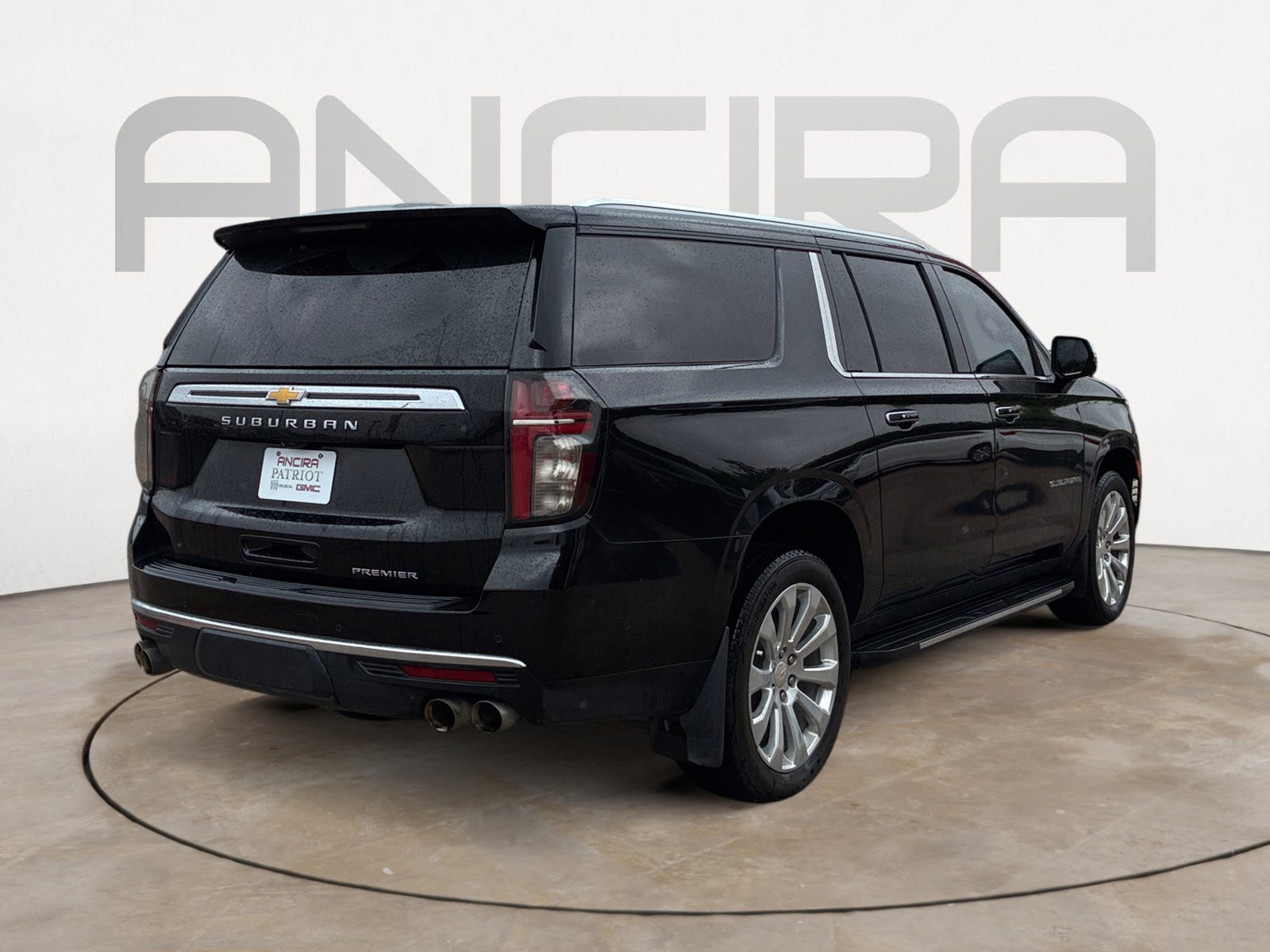 Used 2023 Chevrolet Suburban Premier w/ Advanced Technology Package AWD/4WD image 10