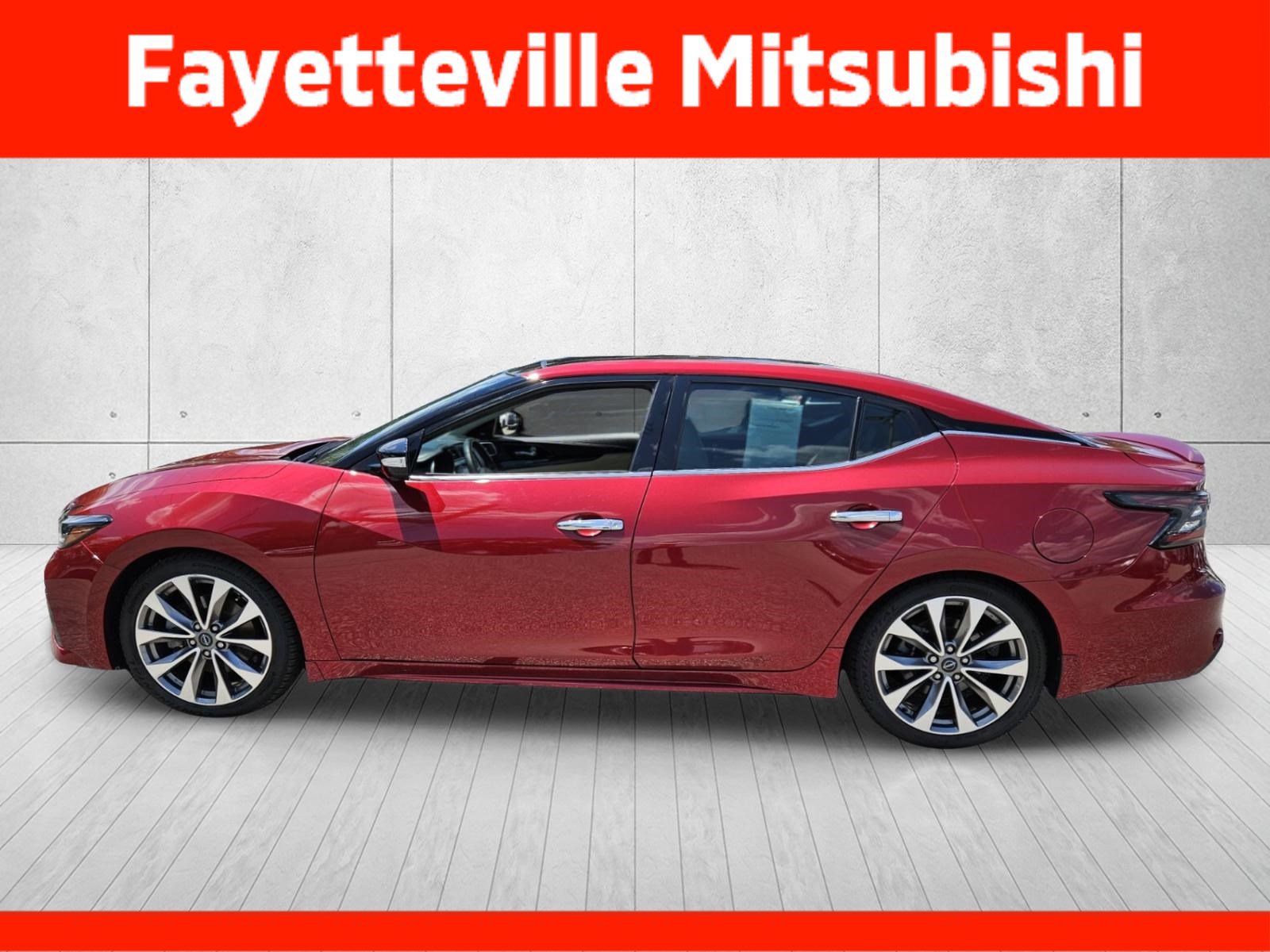 Used 2023 Nissan Maxima Platinum w/ Sport Mat Group FWD image 4