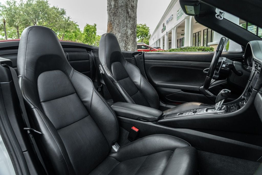 Used 2019 Porsche 911 Turbo S AWD/4WD image 18